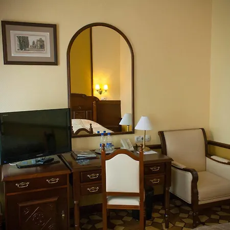 غارني 3*