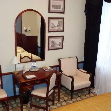 Garni Hotel